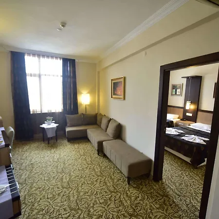 Topkapı Hotel 3*