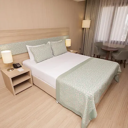Golden Way Giyimkent Hotel Istanboel