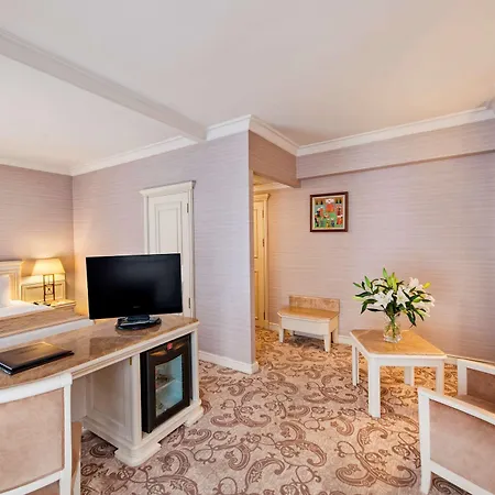 Elite World Comfy Taksim Istanbul