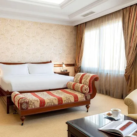 Hotel Occidental Taksim 4*