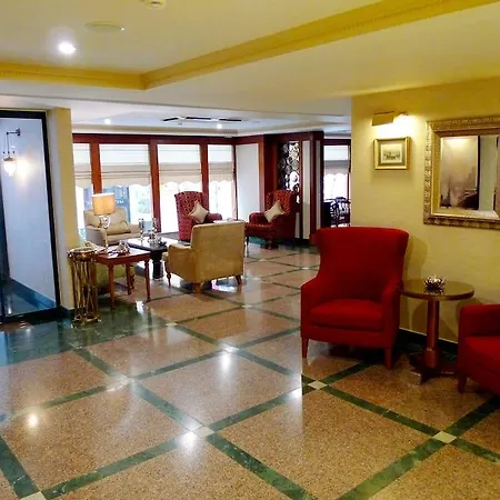 Hotel Titanic Comfort Sisli
