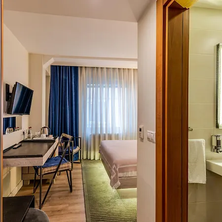 Parkhouse & Hotell 3*