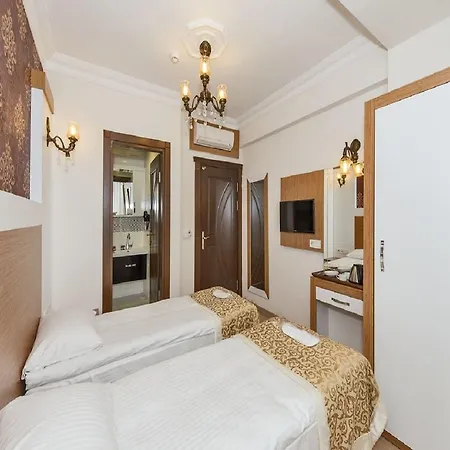 Hotel Raimond