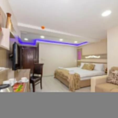 Hotel Raimond 3*