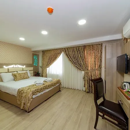 Hotel Raimond