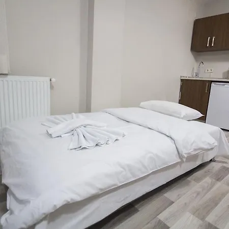 Carina Aparthotel