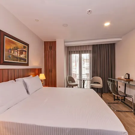 Отель La Wisteria Boutique 4*