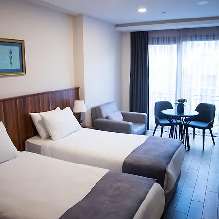 Отель La Wisteria Boutique 4*