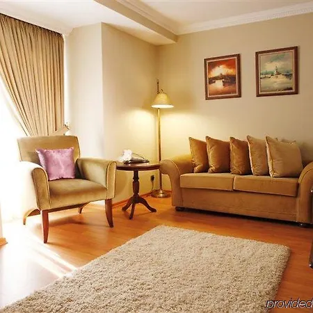 Hotel Occidental Taksim 4*