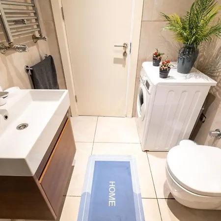 Deluxe 2 * İstanbul
