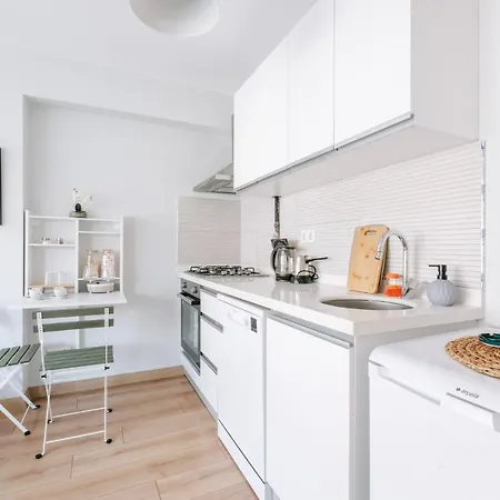 Chic Flat W Balcony 5 Min To Moda Coast In Kadikoy * イスタンブール