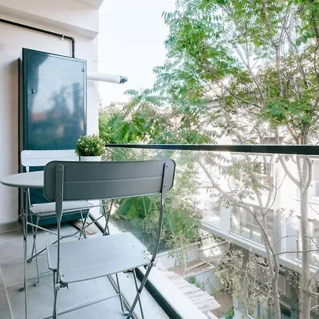 Chic Flat W Balcony 5 Min To Moda Coast In Kadikoy アパート