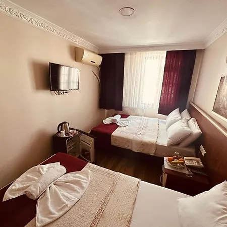 Yunus Hotel