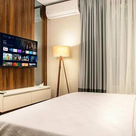 La Mia Otel