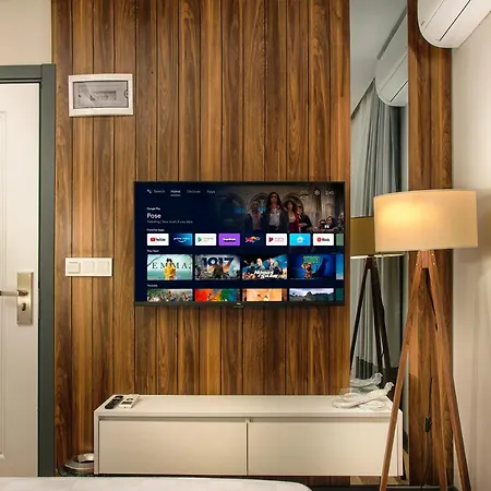 La Mia Otel