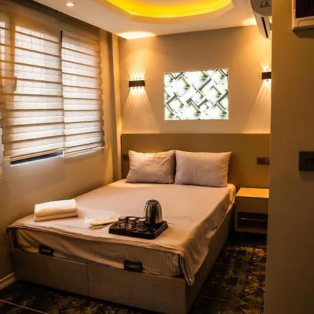 Ck Palace Hotel *