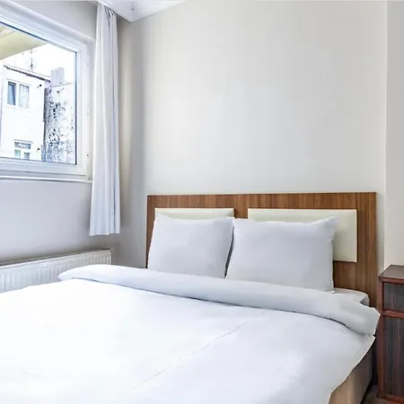 Kumkum House Apartment *