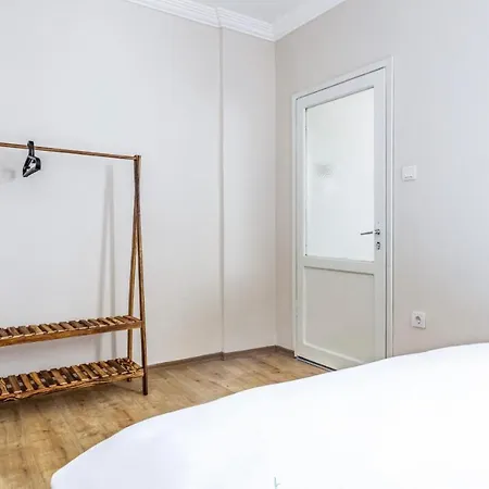 Apartment Kumkum House