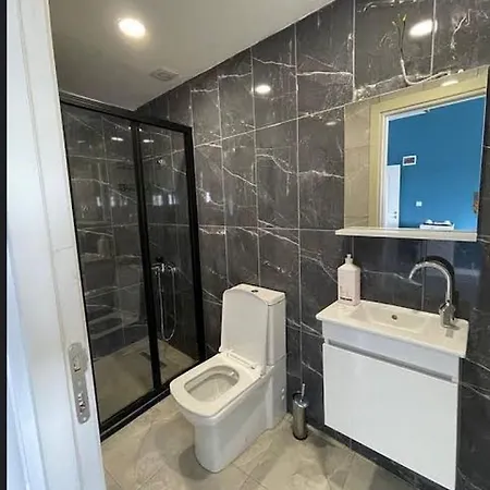 Yali Hotel