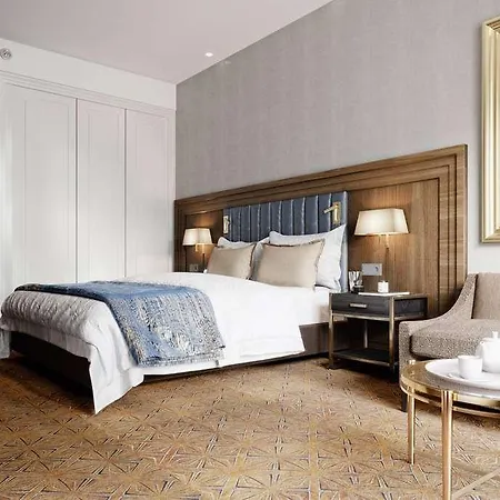Hotel Ramada Plaza Sultanahmet 5*