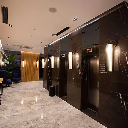 Hotel Ramada Plaza Sultanahmet 5*