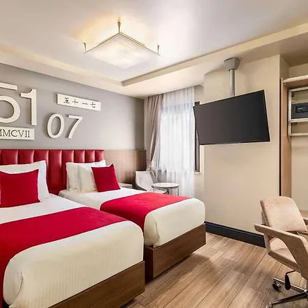 Ramada Pera Ξενοδοχείο *