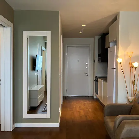 Ultra Luxury Apartment *