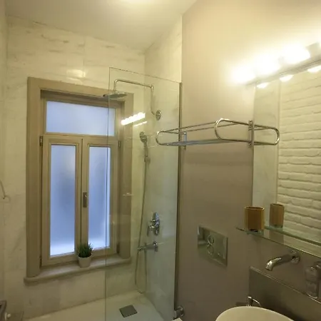 Fil Apartment *