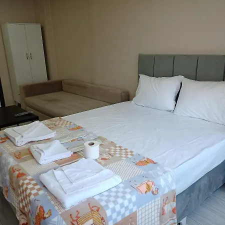 Ava Aparthotel *