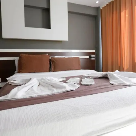 Sara Suit * İstanbul