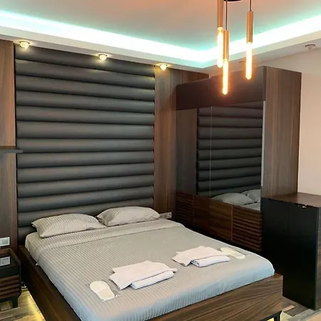Arcade Aparthotel
