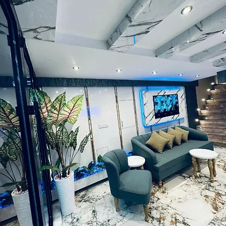 Taksim Havana 公寓式酒店 *