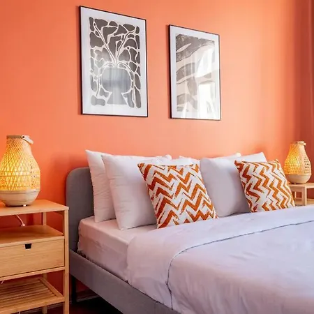 High-ceiling Central 3-bedroom With City View Istanbul