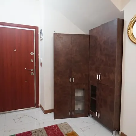 3+1 House With Garden In The New Building 公寓 *