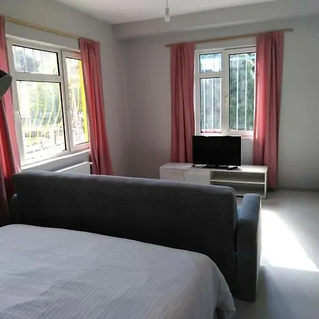Razi Turizm Apartment *
