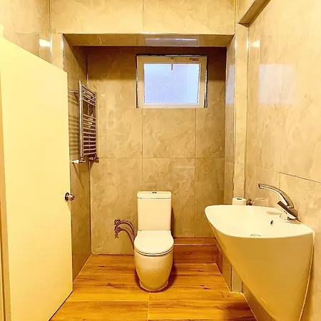 Rueyam Hotel 4*