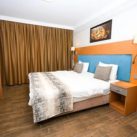 Seatanbul Hotel 2*