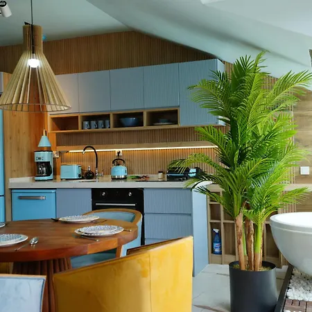 Apartment Blue 14 *