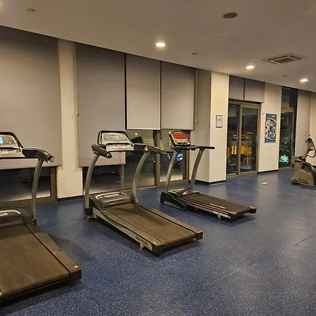 Taksim Perfect Residence, 3 Bedrooms, 140 M2, Pool Gym Sauna Access Διαμέρισμα *