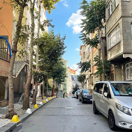 Cozy Unit Near Nisantasi And Taksim #301 * Istanbul