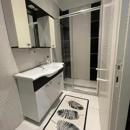 Appartement Taksim Square 2plus1 Big Flat On The Center With 2 Bathroom *