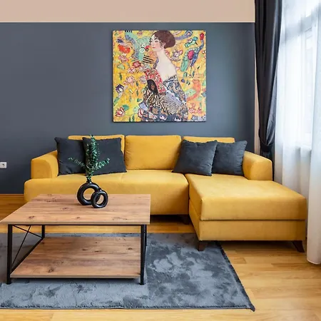 Luxury Flat W/exceptional Terrace & Bosphrous View Istanbul