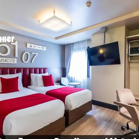 Ramada By Wyndham Pera Taksim Hotell