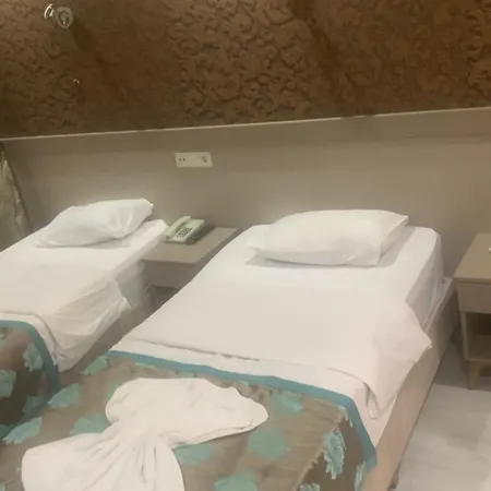 Fly Hotel 2*