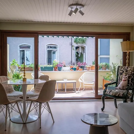 Daire The Stylish Townhouse - Center *