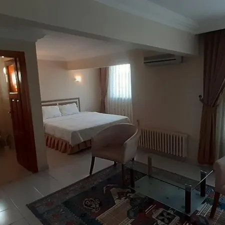 Hotel Sancak 3*