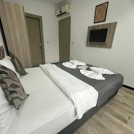 Big Orange Old 3* Isztambul