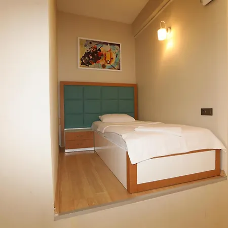 Mezzo Hotel 5*