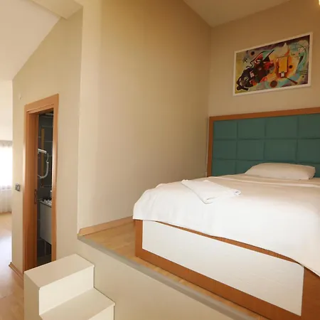 Mezzo Hotel 5*