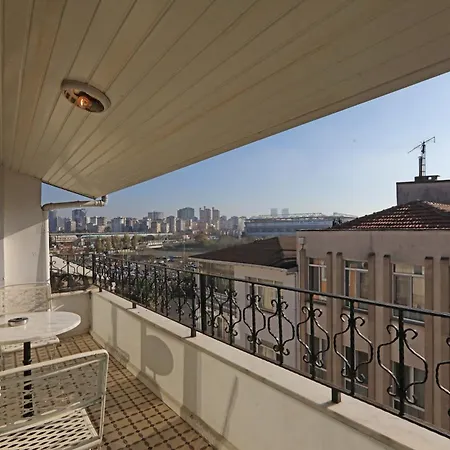 Hotel Mezzo